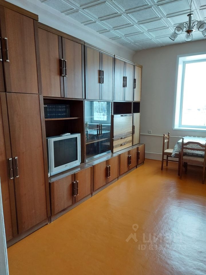 2-room, 62 m², 3/5 floor